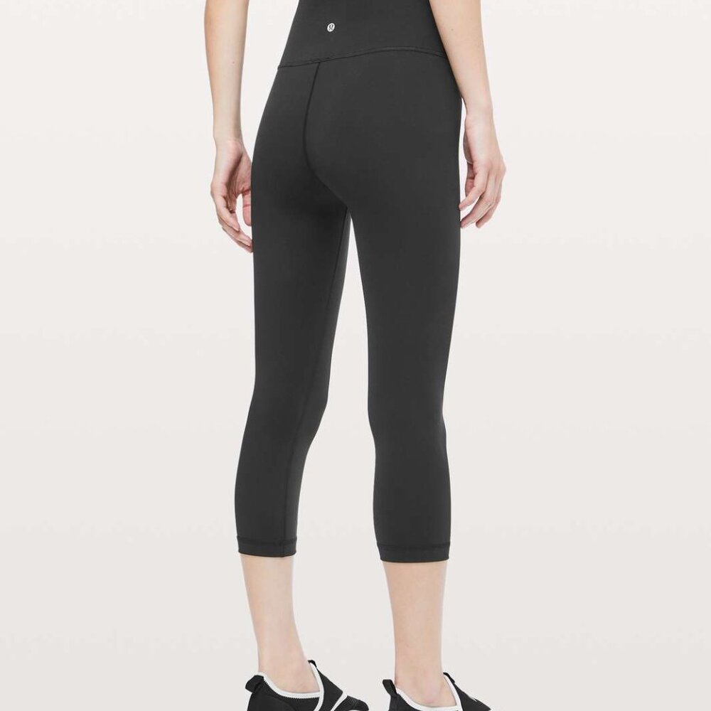 Lululemon Wunder Under Crop (Hi-Rise) *Full-On Luxtreme 21" Black